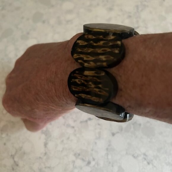Stretchy animal print bracelet - Picture 2 of 2